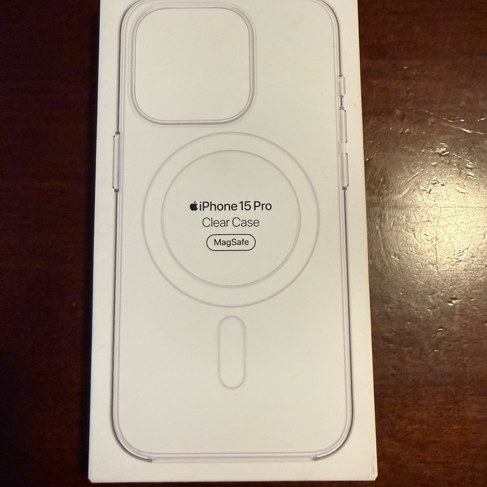 Apple iPhone 15 Pro MagSafe Clear Case - Transparent